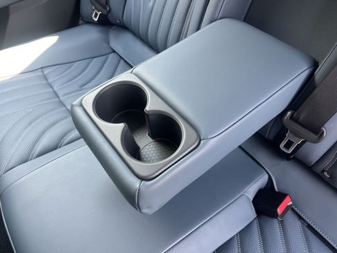 Certified 2024 Nissan Ariya AWD image 23