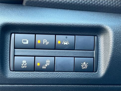 Certified 2024 Nissan Kicks S image 8