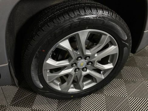 Used 2019 Chevrolet Traverse Premier w/ Driver Confidence II Package image 45
