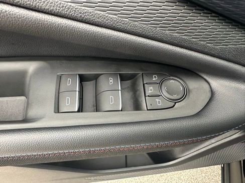 Used 2025 Chevrolet Blazer EV RS AWD/4WD image 28