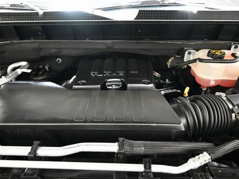 Used 2023 Chevrolet Silverado 1500 LT image 29