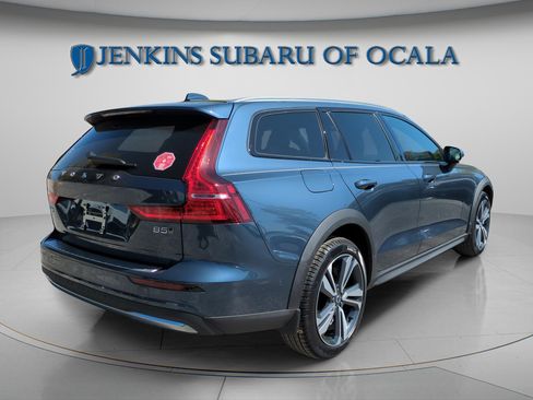 New 2026 Volvo V60 B5 Cross Country Plus w/ Climate Package image 3