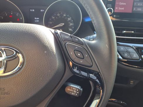 Used 2021 Toyota C-HR image 13