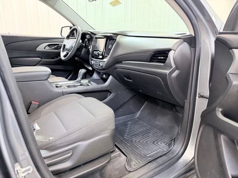 Used 2019 Chevrolet Traverse LS FWD image 34