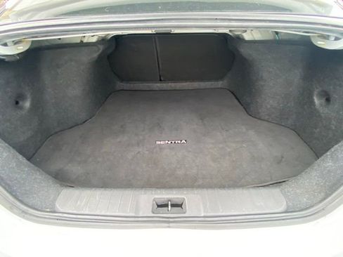 Used 2022 Nissan Sentra SV image 25