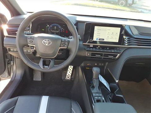 Certified 2026 Toyota Camry SE image 9