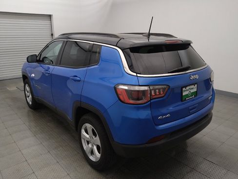 Used 2019 Jeep Compass Latitude w/ Cold Weather Group AWD/4WD image 5