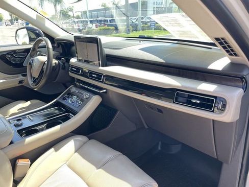 Used 2020 Lincoln Aviator Reserve w/ Equipment Group 202A AWD/4WD image 30