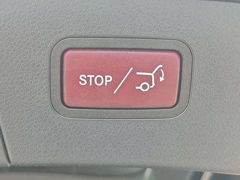 Used 2019 Mercedes-Benz GLA 250 image 14