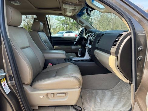 Used 2008 Toyota Tundra Limited AWD/4WD image 18