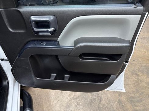 Used 2018 Chevrolet Silverado 3500 W/T AWD/4WD image 23