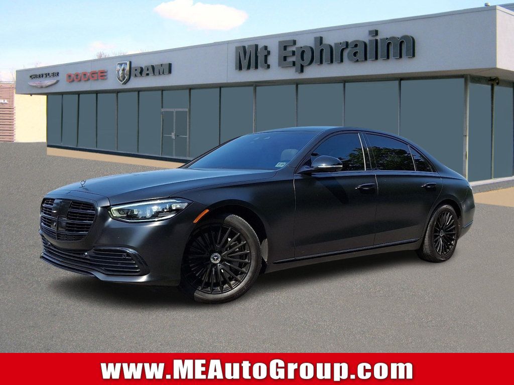 Used 2022 Mercedes-Benz S 500 4MATIC image 1