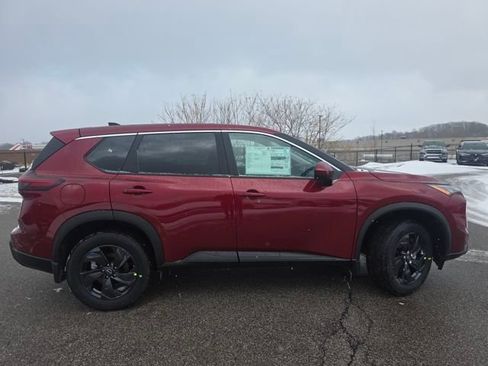 New 2026 Nissan Rogue SV w/ Cold Weather Package AWD/4WD image 19