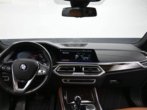 Used 2021 BMW X5 xDrive40i w/ Premium Package AWD/4WD image 15