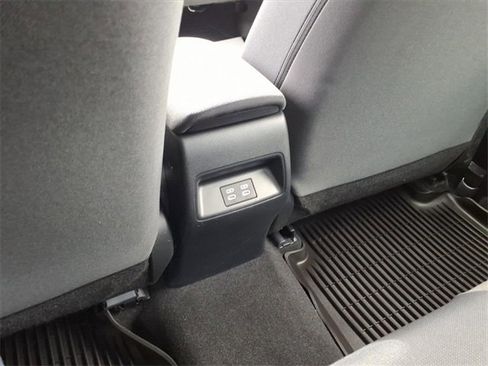 Used 2025 Toyota Corolla LE image 8