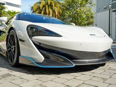 Used 2019 McLaren 600LT RWD image 40