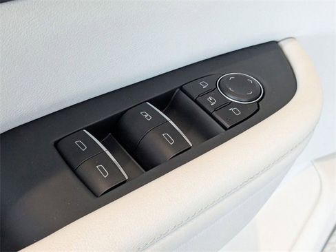 New 2026 Buick Enclave Avenir w/ Super Cruise Package image 12