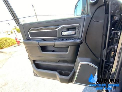Used 2020 RAM 2500 Laramie AWD/4WD image 35