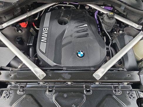 Certified 2023 BMW X7 xDrive40i w/ Executive Package image 27