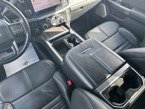 Used 2025 Ford F250 Platinum image 25
