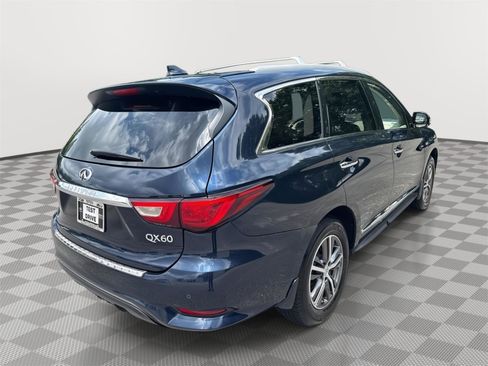 Used 2017 INFINITI QX60 Luxe w/ Premium Plus Package AWD/4WD image 6