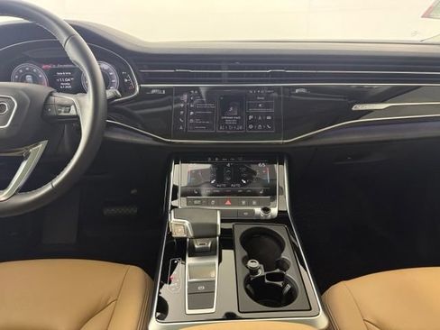 Used 2025 Audi Q7 2.0T Premium AWD/4WD image 35
