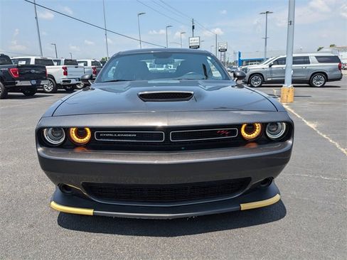 Used 2023 Dodge Challenger R/T image 36