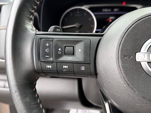 Used 2023 Nissan Pathfinder Rock Creek AWD/4WD image 21