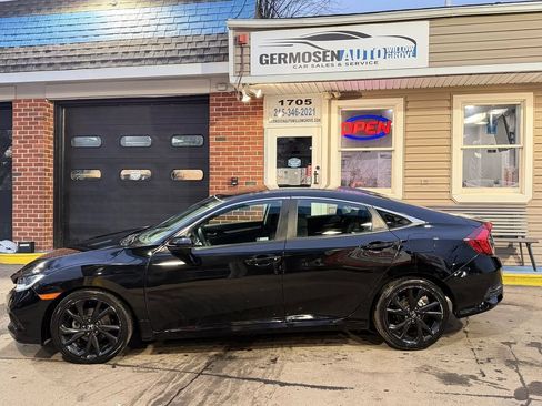 Used 2021 Honda Civic LX image 2
