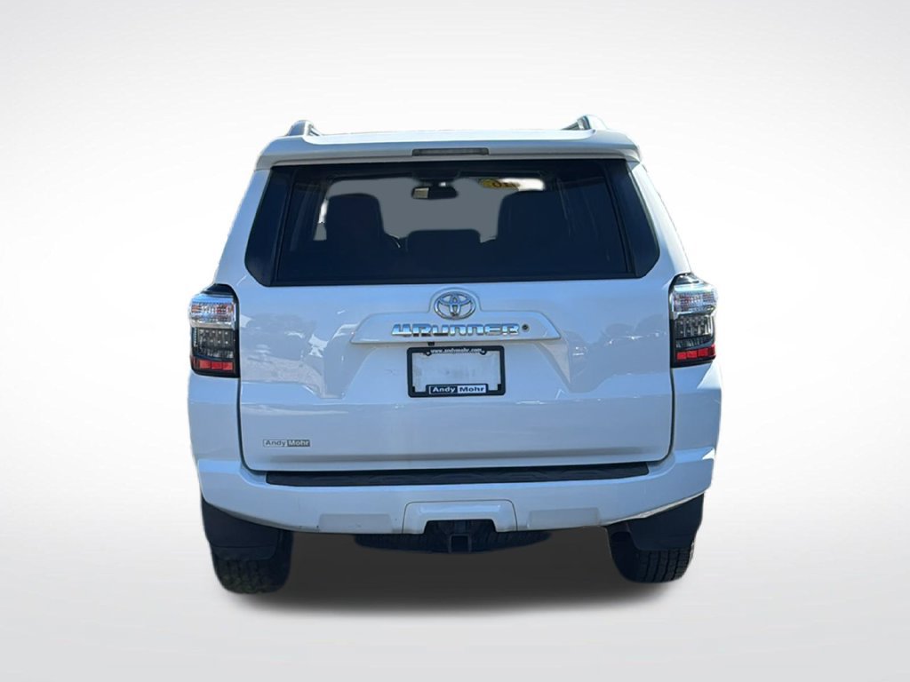 Used 2016 Toyota 4Runner SR5 Premium AWD/4WD image 6