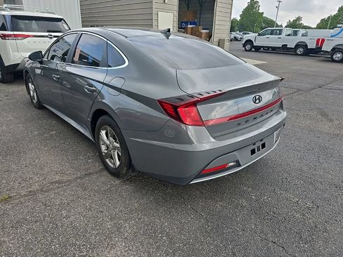 Used 2021 Hyundai Sonata SE FWD image 3