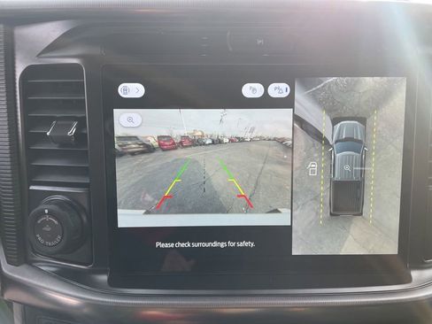 Used 2025 Ford F150 Platinum w/ Equipment Group 702A High image 30