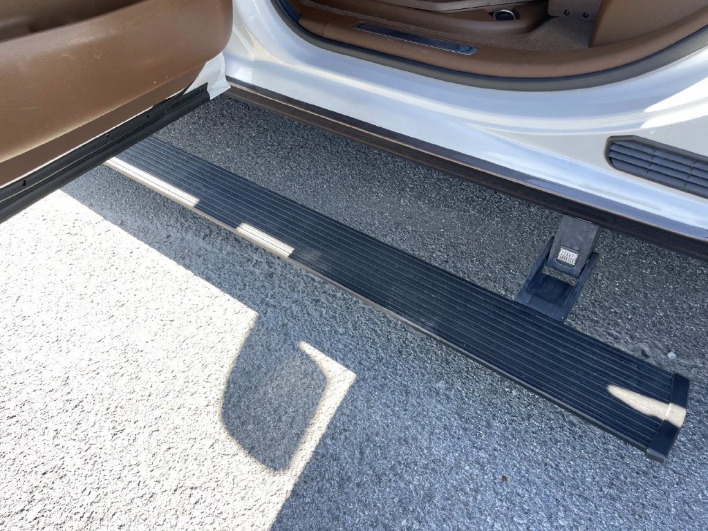 Used 2019 RAM 1500 Limited AWD/4WD image 13