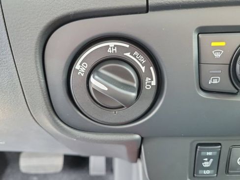 New 2026 Nissan Frontier PRO-4X w/ Pro-4x Convenience Package AWD/4WD image 23