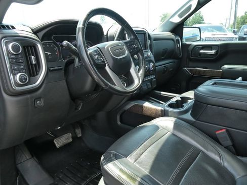 Used 2019 GMC Sierra 1500 Denali w/ Denali Ultimate Package AWD/4WD image 24