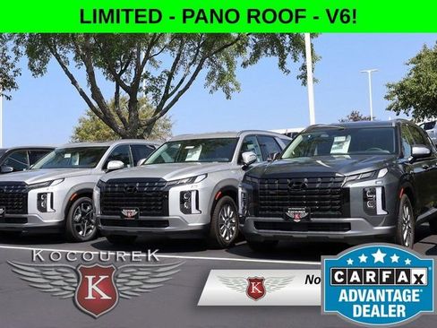 Used 2022 Jeep Cherokee Limited w/ Mopar Interior Package AWD/4WD image 35