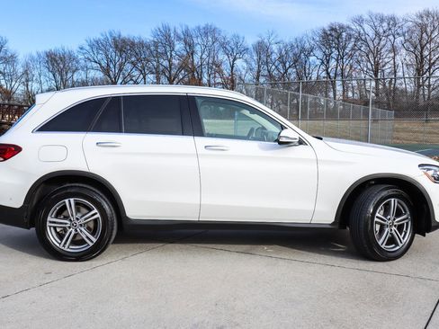 Used 2021 Mercedes-Benz GLC 300 4MATIC image 5