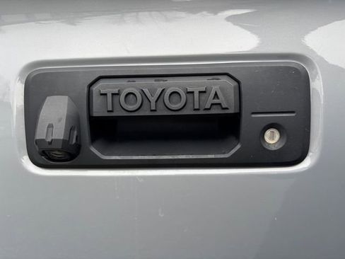 Used 2021 Toyota Tacoma TRD Sport AWD/4WD image 30