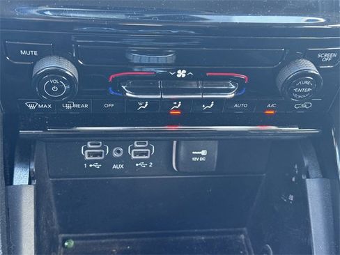 Certified 2023 Jeep Grand Cherokee L Laredo image 37