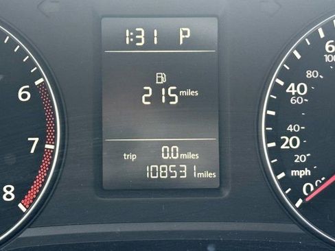 Used 2015 Volkswagen Passat 1.8T S image 9