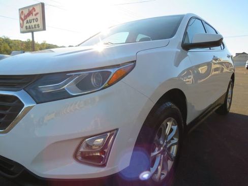 Used 2020 Chevrolet Equinox LT w/ LPO, Floor Liner Package image 10