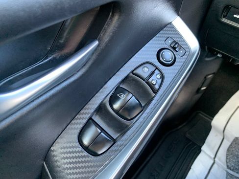 Used 2022 Nissan Sentra SR FWD image 20