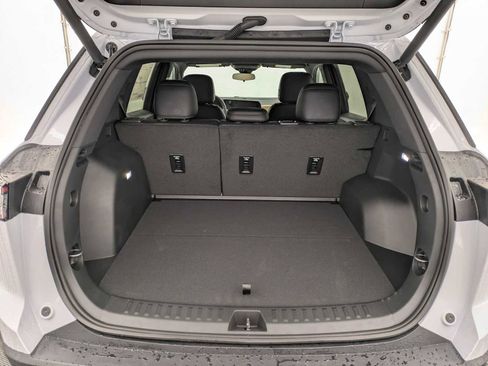 New 2026 Chevrolet Equinox ACTIV w/ Convenience Package III image 32