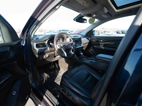 Used 2018 GMC Acadia SLT image 8