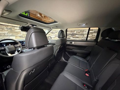 Used 2025 Hyundai Santa Fe XRT image 28