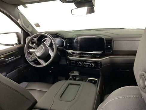 Used 2022 GMC Sierra 1500 Elevation w/ Elevation Premium Package image 33