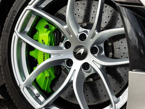 Used 2020 McLaren 720S Luxury RWD image 10