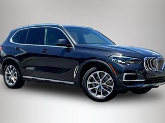 Used 2022 BMW X5 xDrive40i w/ Premium Package AWD/4WD video 1