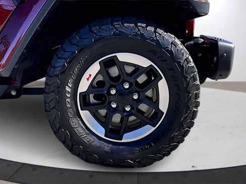 Certified 2021 Jeep Wrangler Unlimited Rubicon image 33