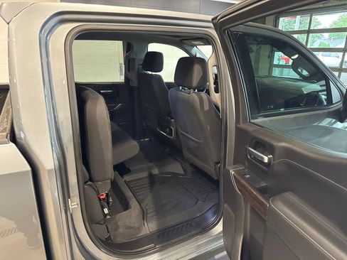 Used 2021 GMC Sierra 1500 Elevation w/ Preferred Package AWD/4WD image 16